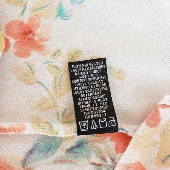 sanctuary Floral Print Buttoned Top, Size L - Picture 6 of 6